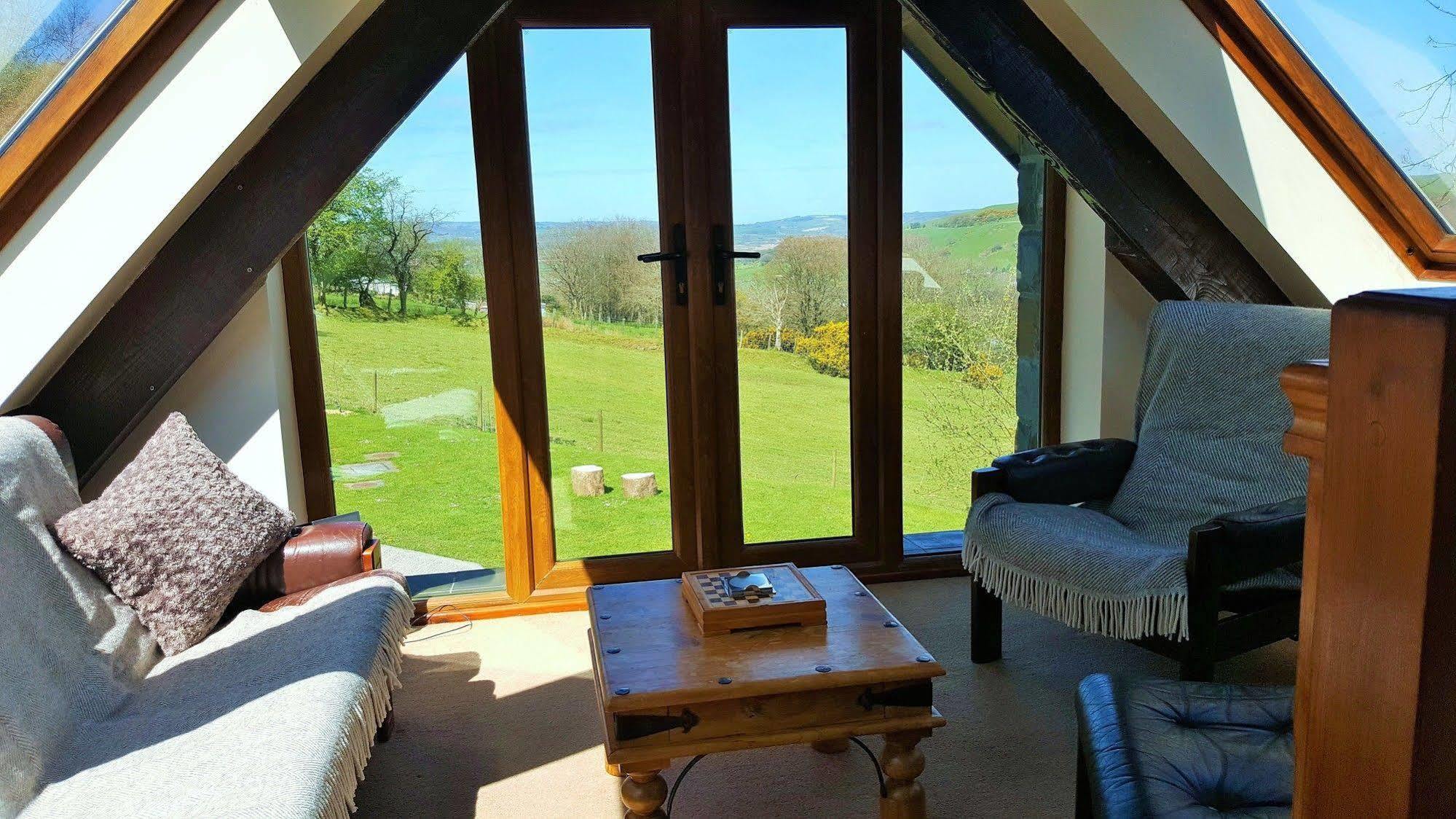 Nant Yr Onnen B&B And Holiday Cottage Tregaron Exterior foto